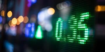 How to Read a Stock Quote: A Beginner's Guide (2025) - Cover Image