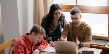 Tuition Payment Plans: Smart College Budgeting Without Extra Loans - Cover Image