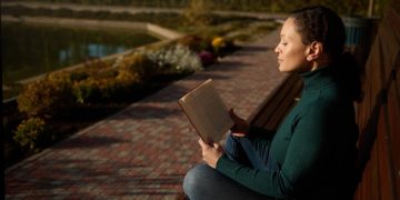 The Ultimate Guide to Winning Private College Scholarships in 2025 - Cover Image